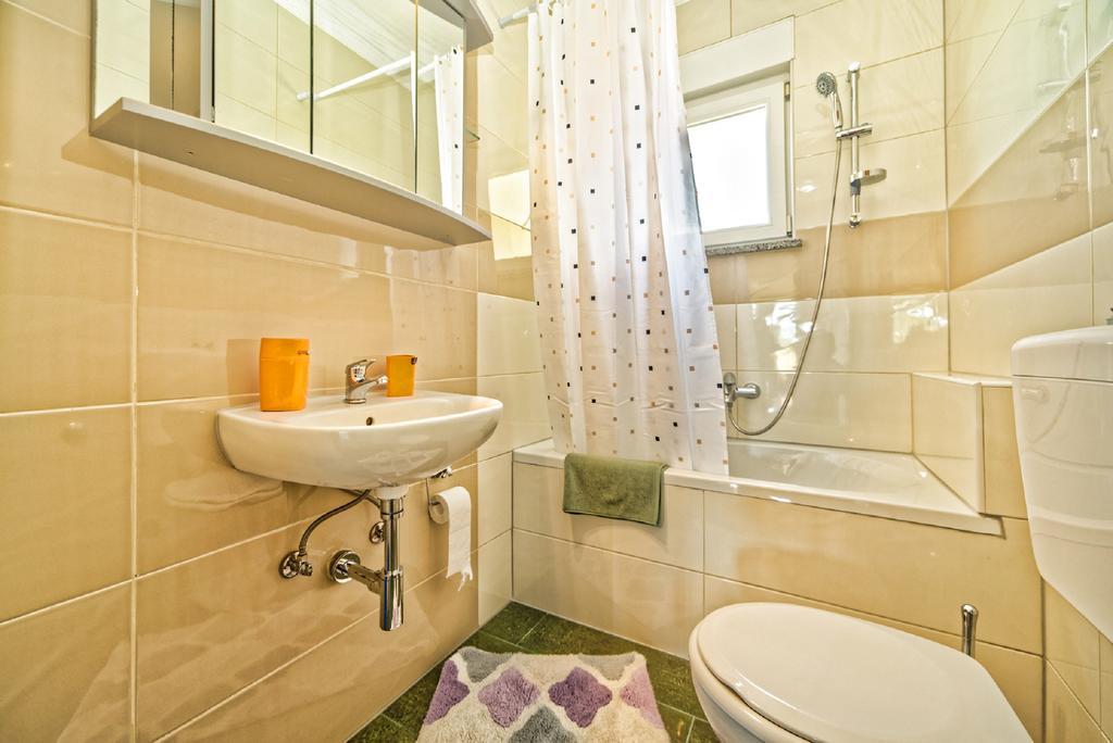 Apartment Una 2 プーラ エクステリア 写真
