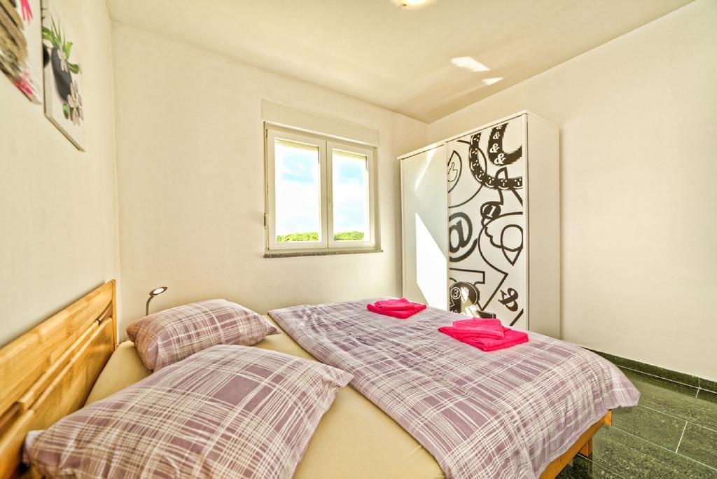 Apartment Una 2 プーラ エクステリア 写真