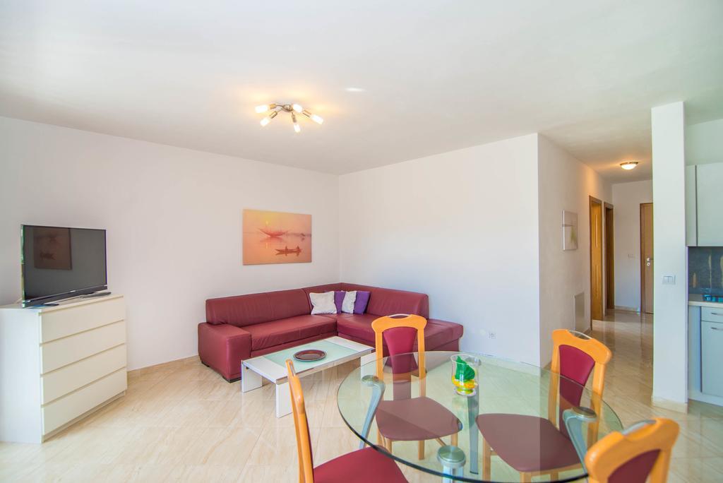Apartment Una 2 プーラ エクステリア 写真