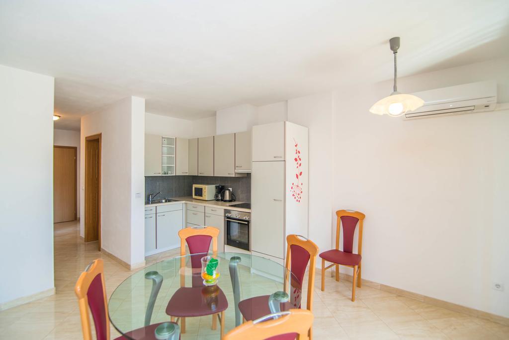 Apartment Una 2 プーラ エクステリア 写真
