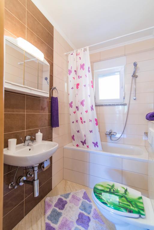Apartment Una 2 プーラ エクステリア 写真